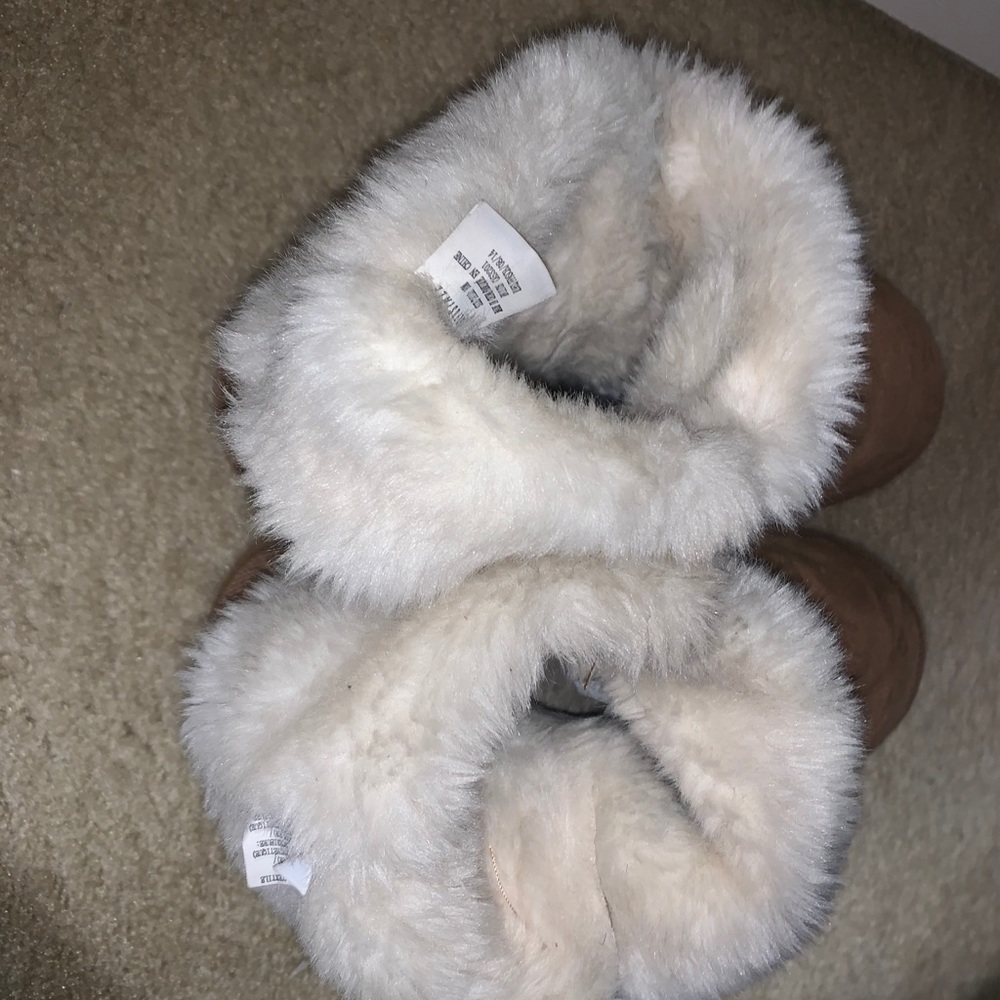 Snow Boots